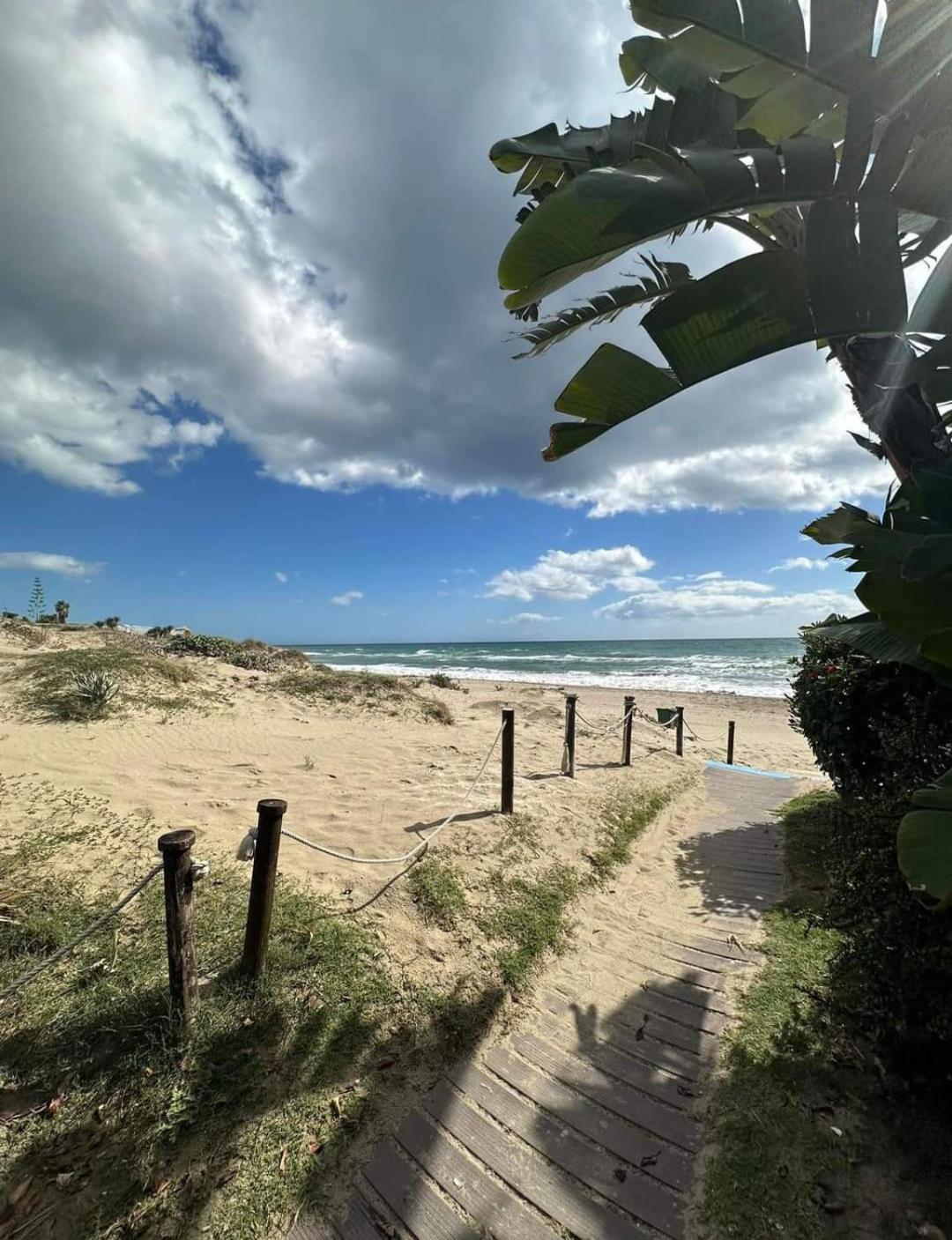 Beach, Apartamento Para 2 En Alvarito Playa, Playa Del Alicate Apartamento Marbella